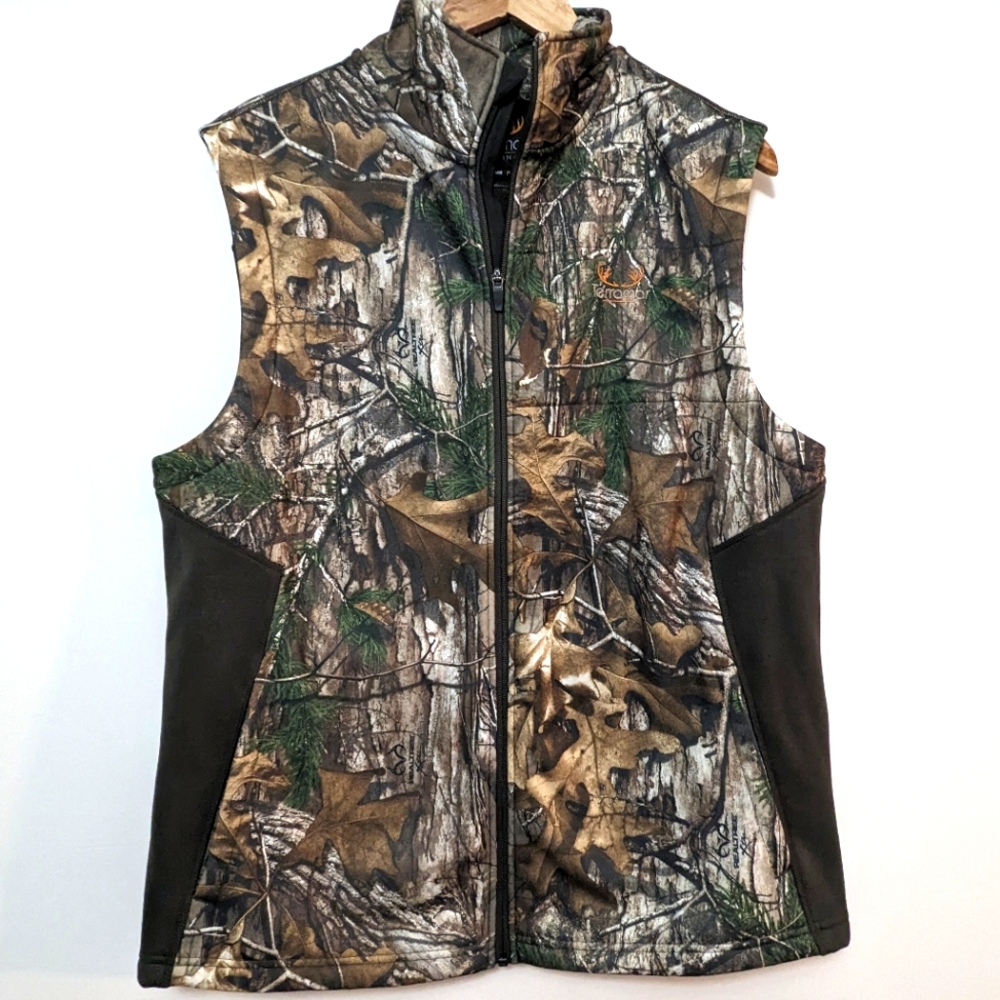 NWOT Camo Vest